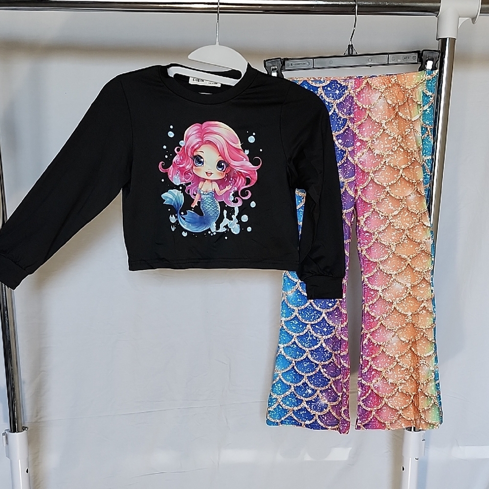 SHEIN Black and Multicolor Mermaid Kids Matching Set